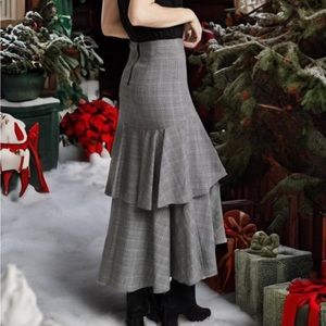 Alice + Olivia 'martina' Check Plaid Asymmetric Ruffle Virgin Wool Gray Skirt